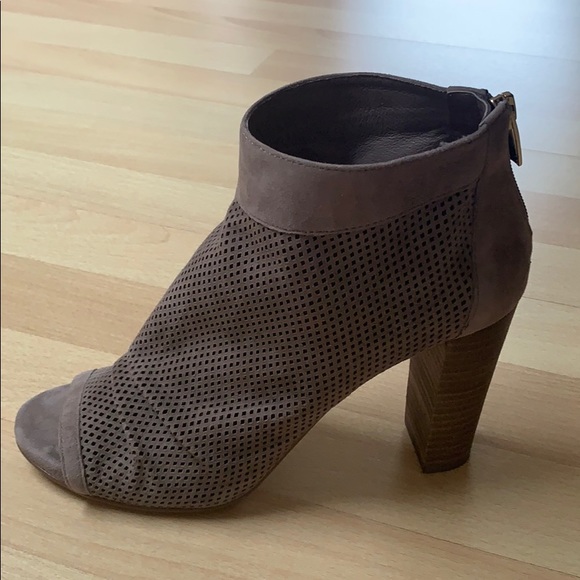 Vince Camuto Open-Toe Ankle Heel Bootie - Picture 2 of 6
